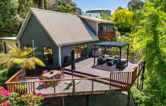 82 Tauroa Road, Havelock North