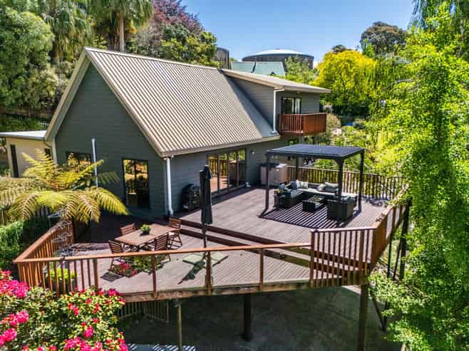 82 Tauroa Road, Havelock North