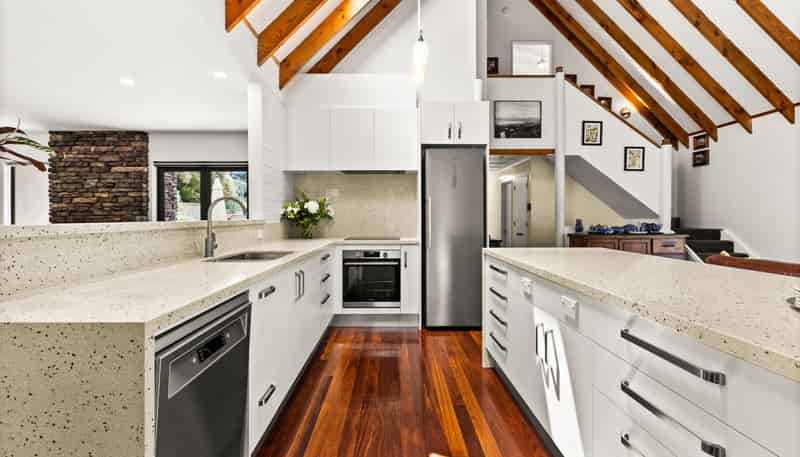 82 Tauroa Road, Havelock North