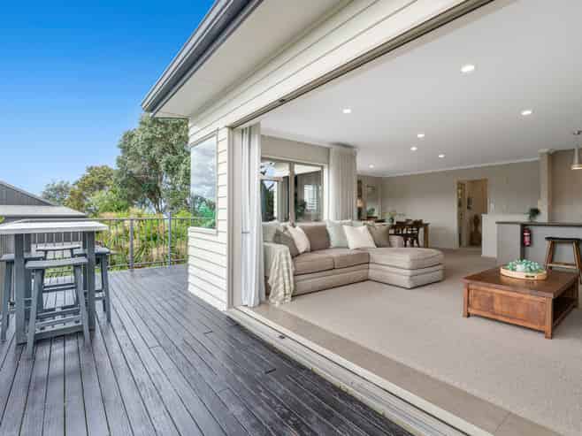 31A Ocean View Road, Hatfields Beach