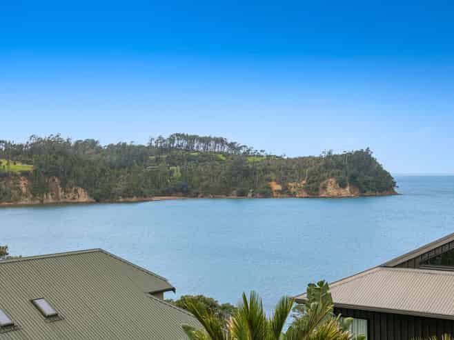 31A Ocean View Road, Hatfields Beach