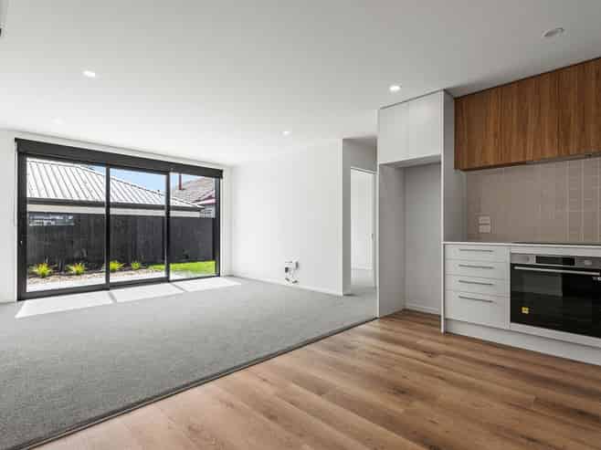 2/226 Blenheim Road, Riccarton