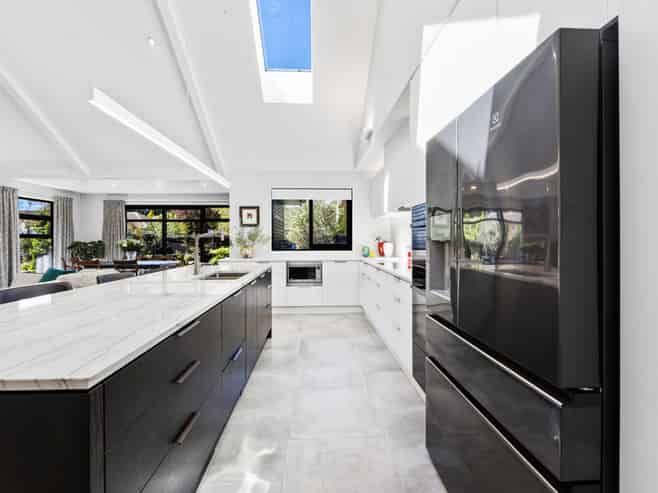 17 Lees Road, Strowan