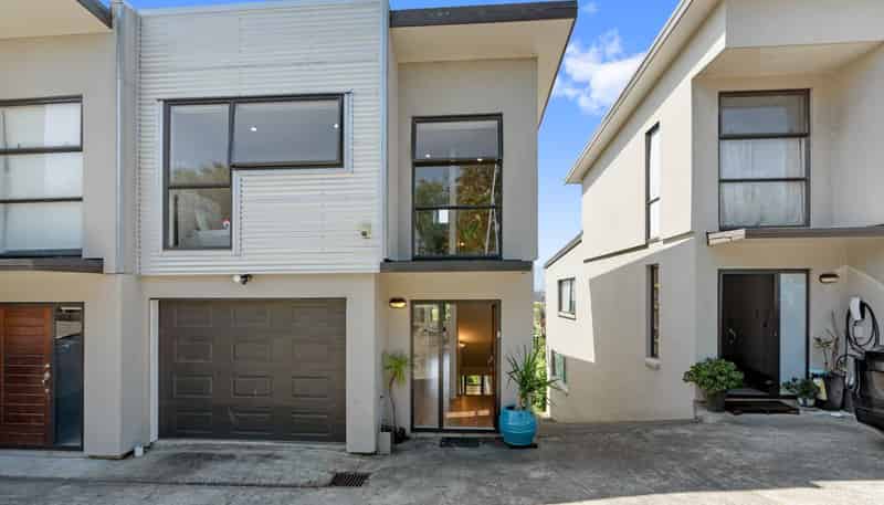 12E Schnapper Rock Road, Schnapper Rock