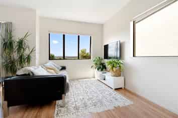 12E Schnapper Rock Road, Schnapper Rock