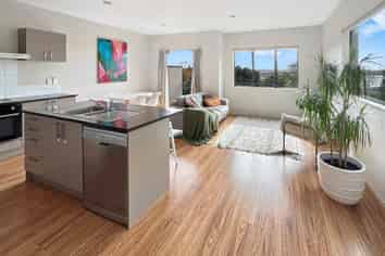 12E Schnapper Rock Road, Albany