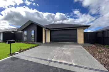 169 Faringdon Boulevard, Rolleston