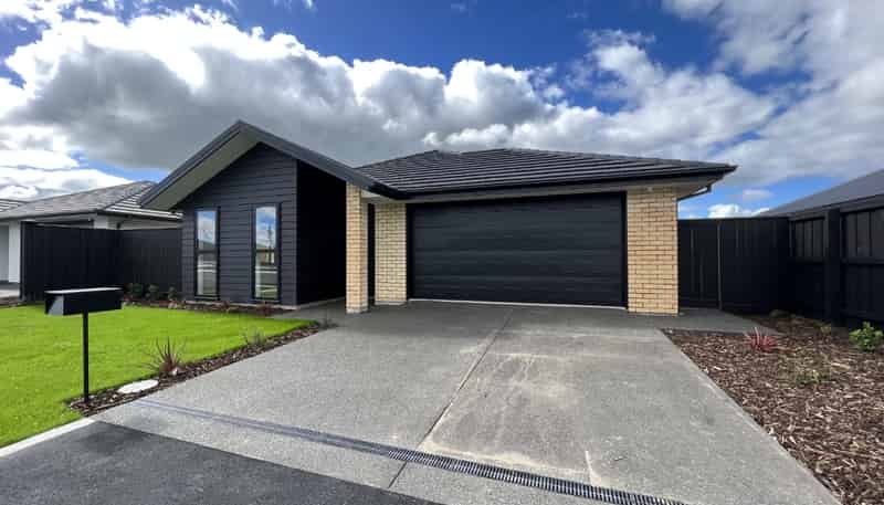 169 Faringdon Boulevard, Rolleston