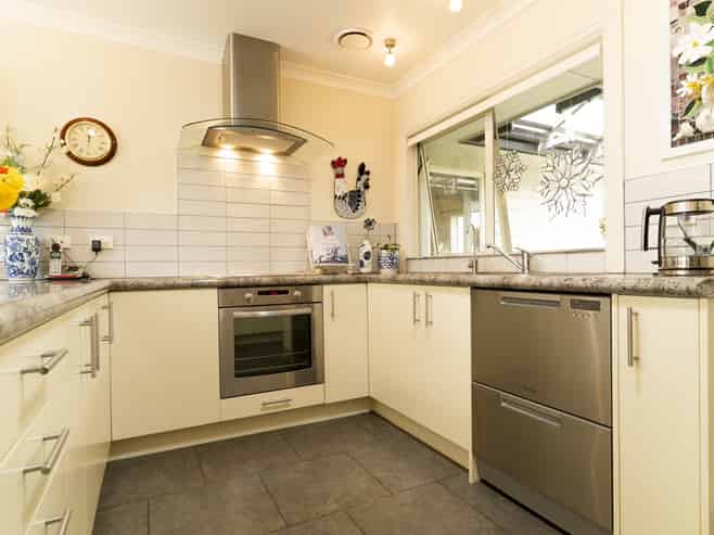 6 Crosby Street, Havelock North