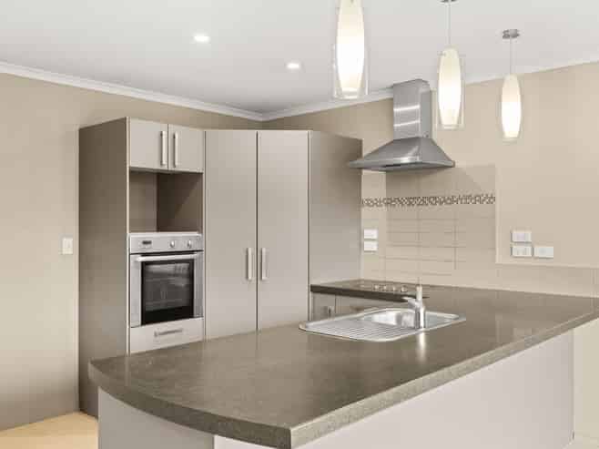 77 Reading Street, Greytown