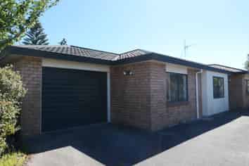 15b Walton Rd, Paraparaumu Beach