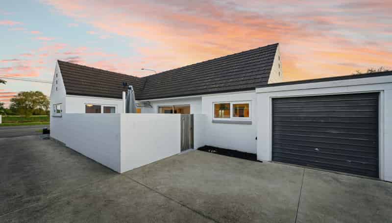 1/239 New Brighton Road, Burwood