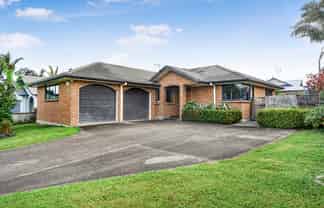 4 Dugald Court, Rototuna