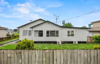 24 Station Road, Paeroa