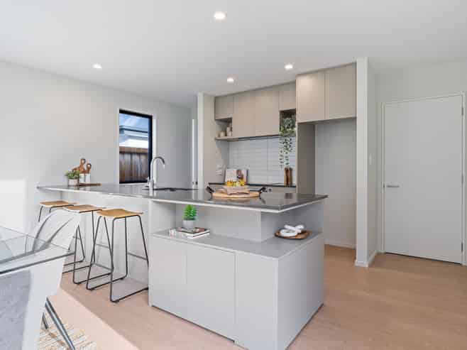 27 Wilkin Road, Woodend