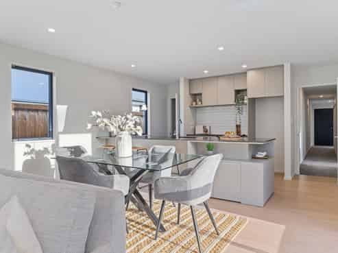 27 Wilkin Road, Woodend