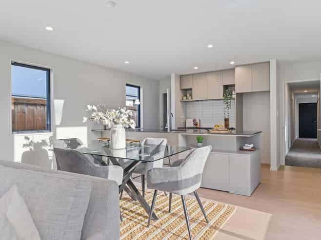 27 Wilkin Road, Woodend