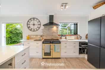 8 Sydney Crescent, Raumati South