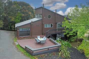 10 Cameron Town Road, Pukekohe