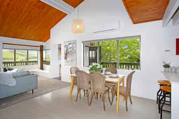 10 Cameron Town Road, Pukekohe