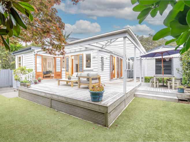 37 Kenneth Avenue, Sandringham