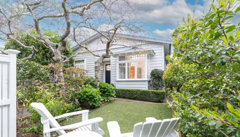 37 Kenneth Avenue, Sandringham