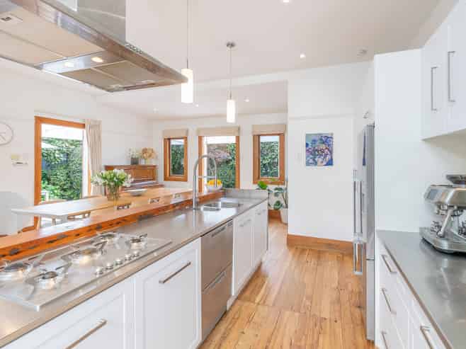 37 Kenneth Avenue, Sandringham