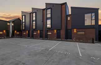 4/228 Blenheim Road, Riccarton