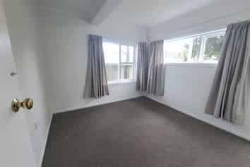 100 Barrys Road, Glendene