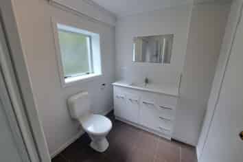 100 Barrys Road, Glendene