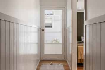 24D Clinton Avenue, Te Atatu Peninsula