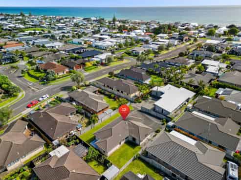 12 Thompson Drive, Papamoa Beach
