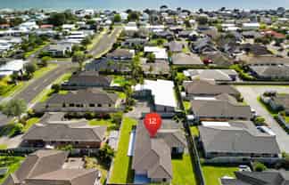12 Thompson Drive, Papamoa Beach
