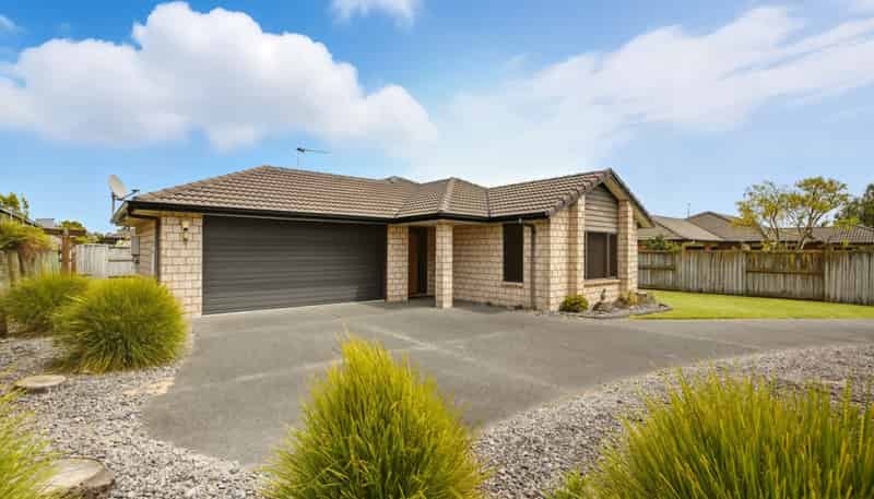 12 Thompson Drive, Papamoa Beach