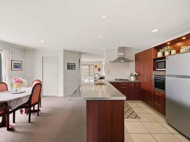 12 Thompson Drive, Papamoa Beach