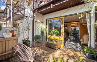 8/14 Fowlds Avenue, Sandringham