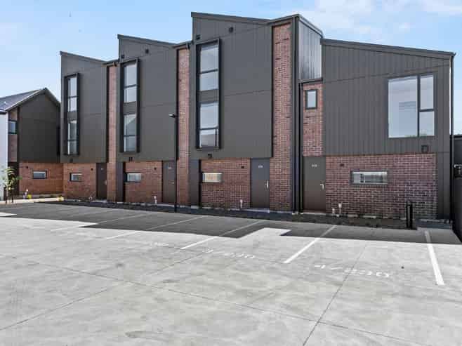 3/230 Blenheim Road, Riccarton