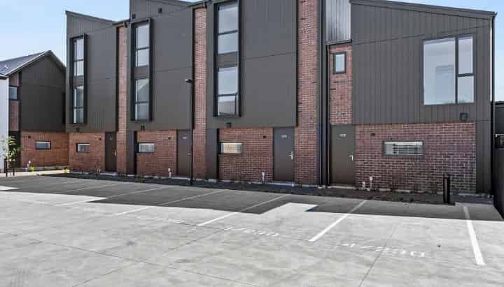 3/230 Blenheim Road, Riccarton