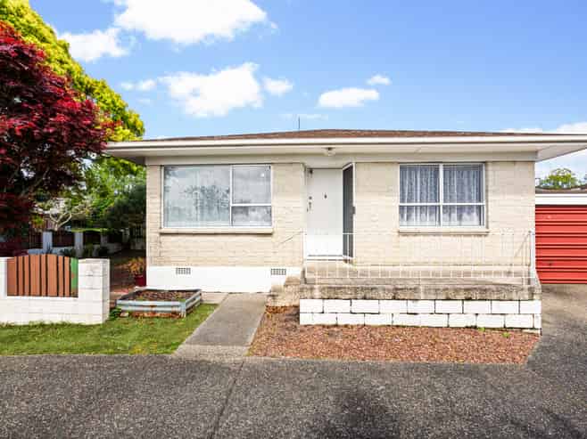 1/12 Tanoa Place, Glendene