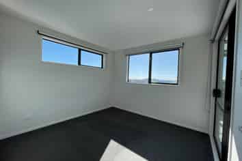 18 Canna Street, Totara Park