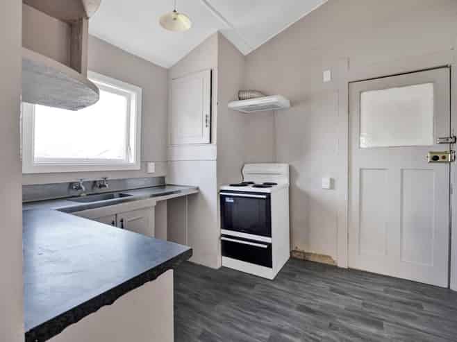 76 Disraeli Street, Hawera