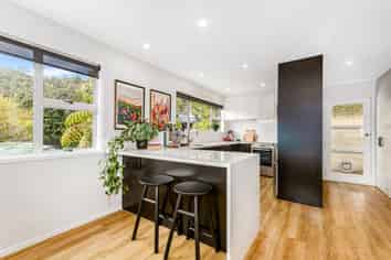 96 Kamahi Street, Stokes Valley