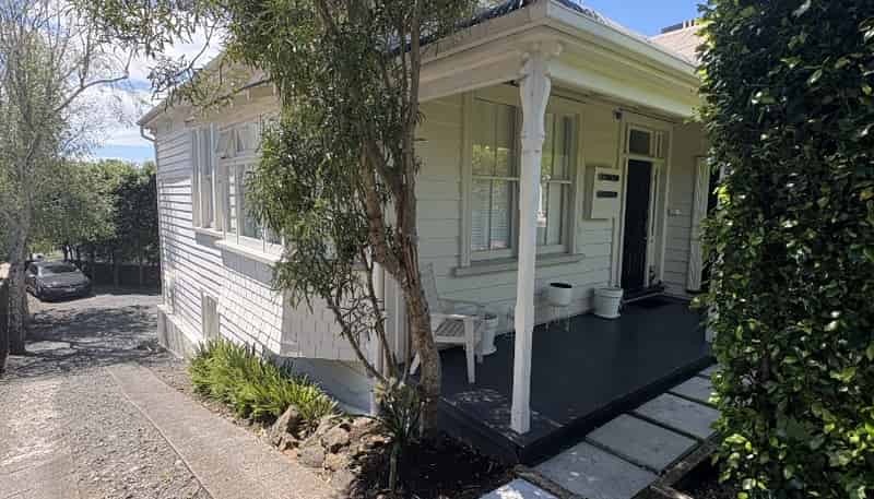 3/27 View Road, Mount Eden