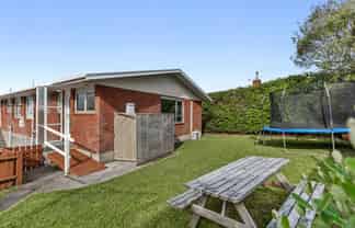 2/4 Illana Place, Ranui