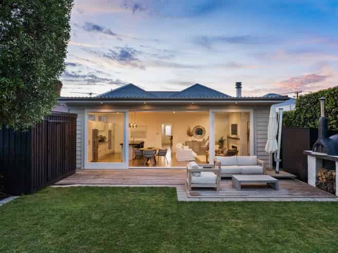 16 John Street, Ponsonby