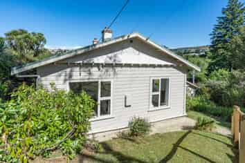 37 Clifford Street, Dalmore