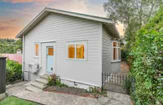 37 Clifford Street, Dalmore