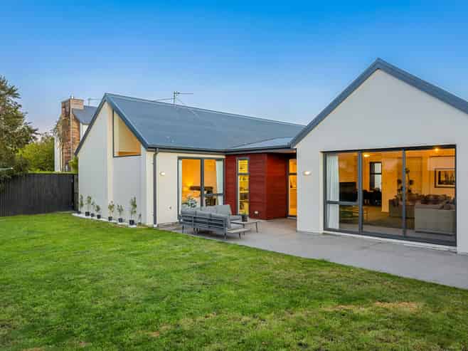 6 Rockport Place, Parklands