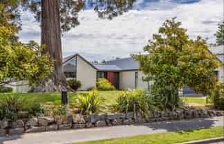 6 Rockport Place, Parklands