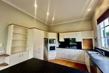 14 Drivers Road, Maori Hill